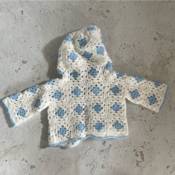 Vintage Crochet Baby Cardigan Hooded Newborn Baby Boy’s Sweater & Hat Bl… - Picture 3 of 3